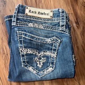 Mid Rise Rock Revival Jeans Amy Easy Boot Size 27 Style E8129E45R Sequin Studded